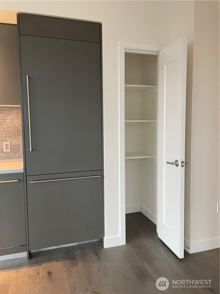 Kitchen pantry