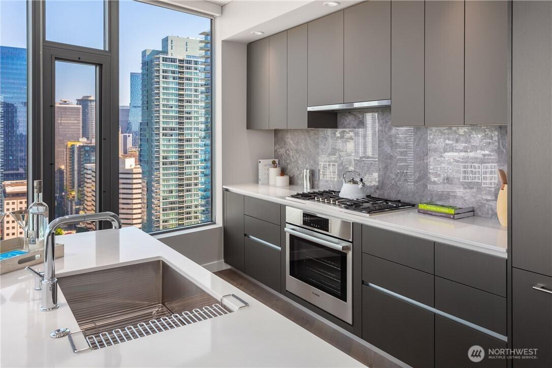 Model Home 2702