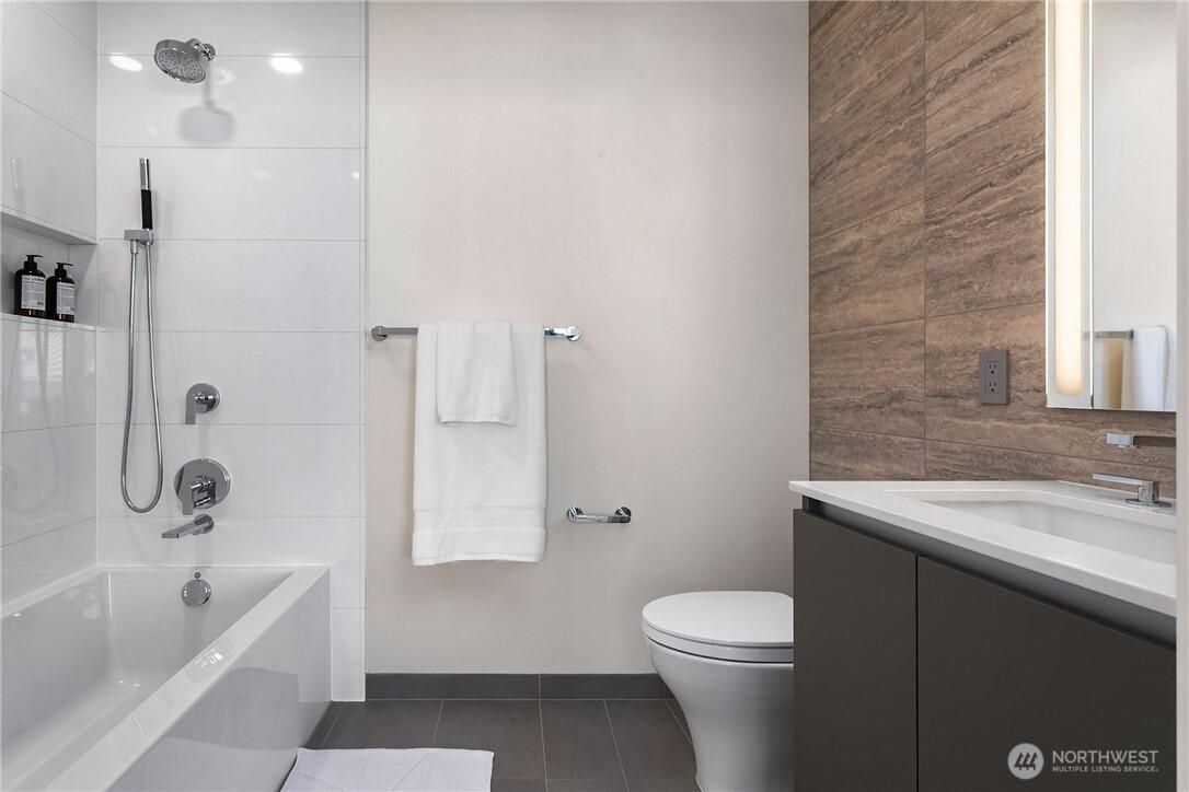 Model Home 2702